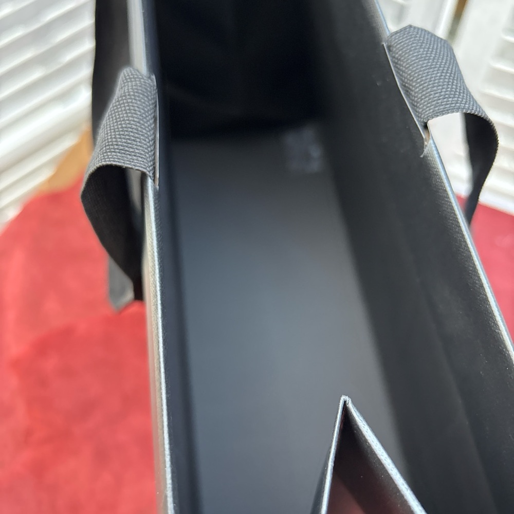 Saint Laurent Black Shopping Tote Bag with Logo - Picture 7 of 10